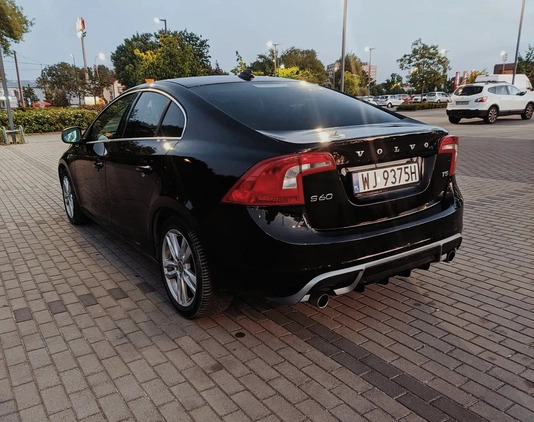 Volvo S60 cena 46999 przebieg: 132770, rok produkcji 2013 z Poniatowa małe 56